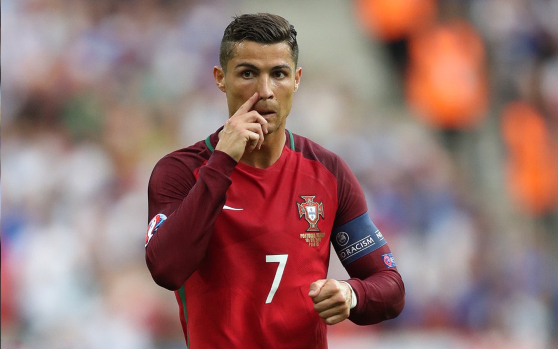 开云体育2026-F1街道赛之夜,伦纳德关键进球定乾坤,当轰鸣与寂静在命运十字路口相撞 第2张 开云体育2026-F1街道赛之夜,伦纳德关键进球定乾坤,当轰鸣与寂静在命运十字路口相撞 第2张